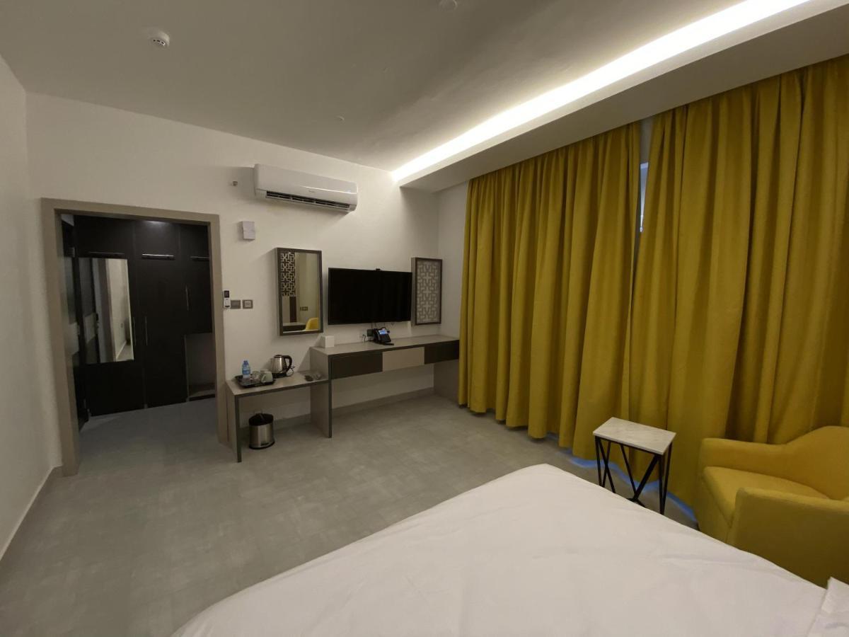 Alfalak Hotel Seeb Luaran gambar
